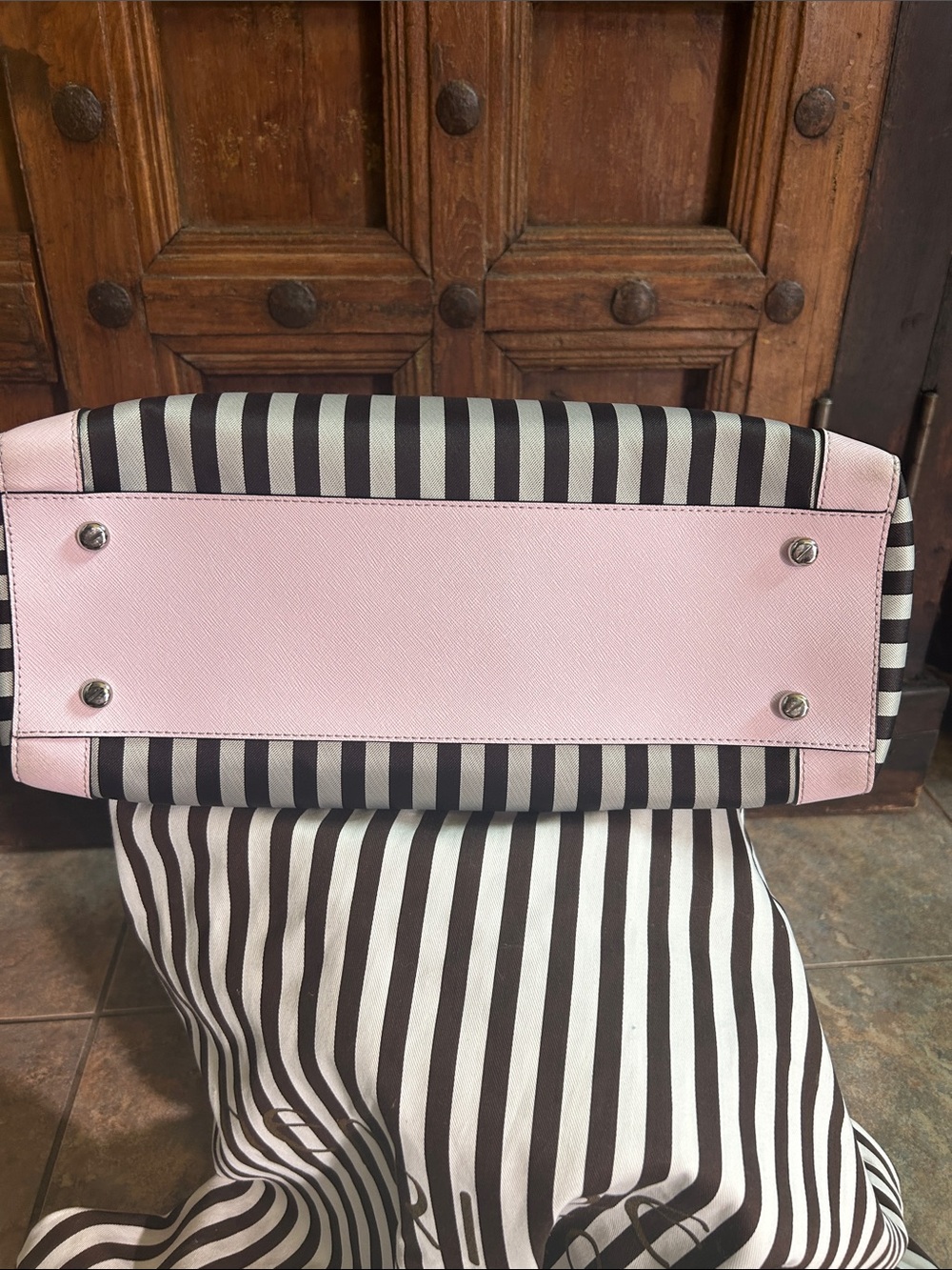 HENRI BENDEL RARE
Centennial Stripe Handbag Pink, Black, White Crossbody purse - Picture 9 of 16